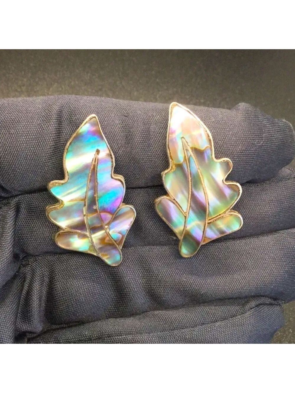 VINTAGE TAXCO MEXICO ABALONE SHELL LEAF SCREW BACK CLIP ON STERLING EARR…